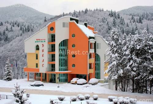 Dikas Hotel 